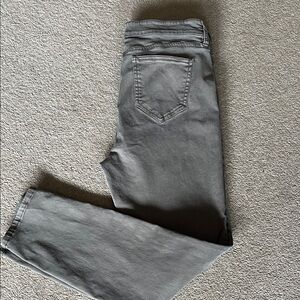 Women’s greenish khaki pants